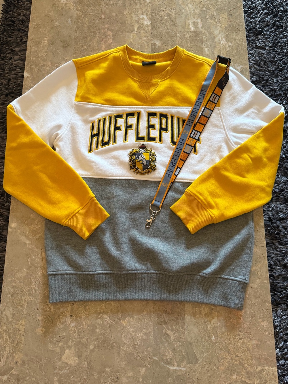 Harry Potter Hufflepuff Color Block Crewneck Sweatshirt - Yellow, White & Gray